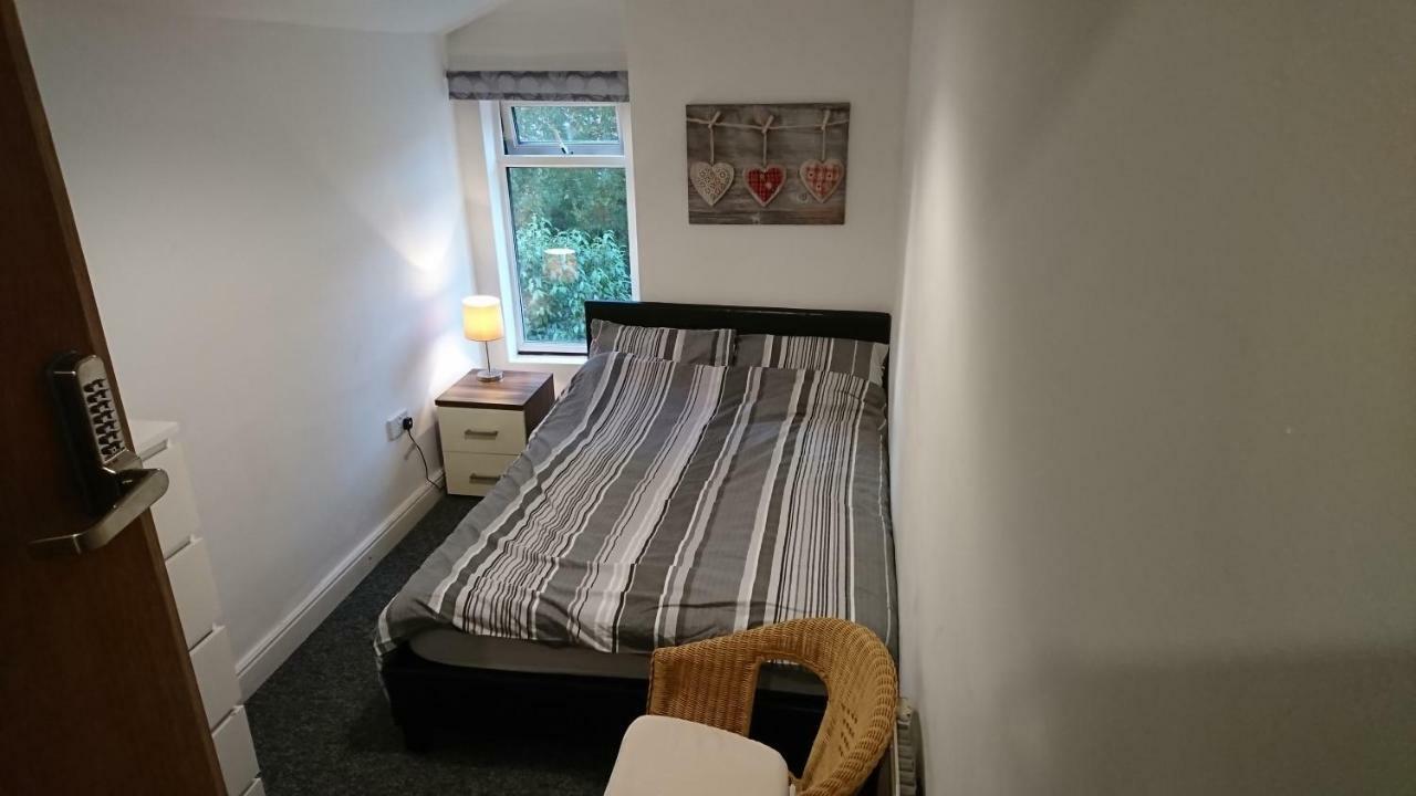 Johnson Road Near Erdington Station Apartment Бирмингам Екстериор снимка